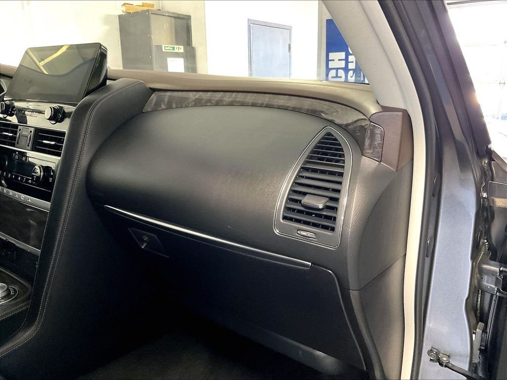 Used 2023 Nissan Armada Platinum w/ Cargo Package AWD/4WD image 13