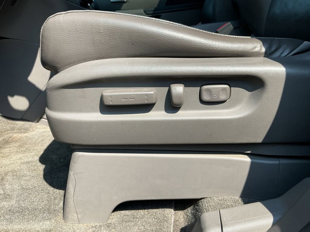 Used 2011 Honda Odyssey Touring image 14