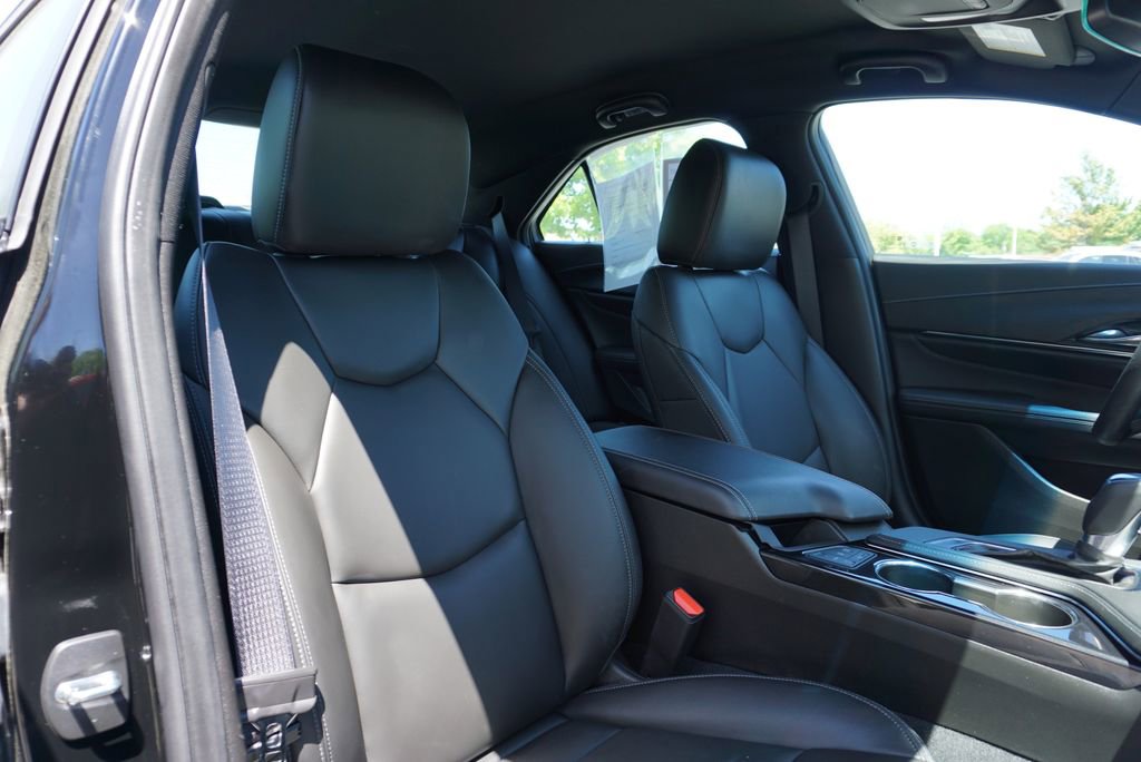 Used 2024 Cadillac CT4 Luxury w/ Cold Weather Package RWD image 45