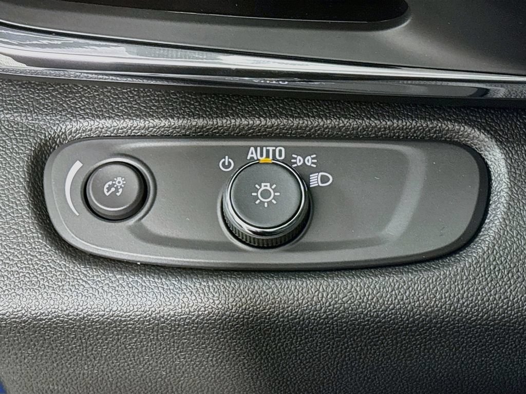 New 2026 Buick Envista Preferred w/ Convenience I Package FWD image 10
