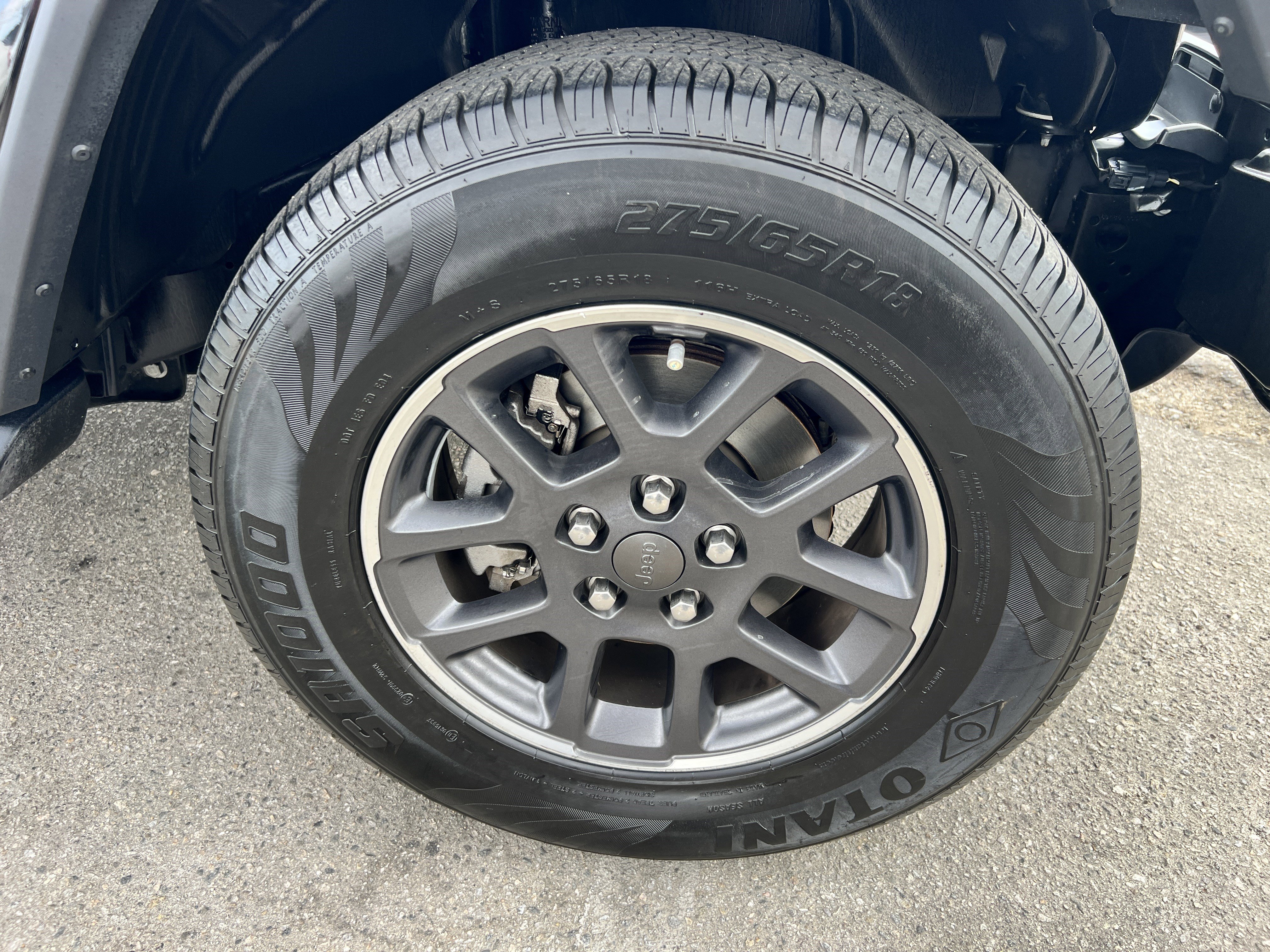 Used 2020 Jeep Gladiator Overland image 9