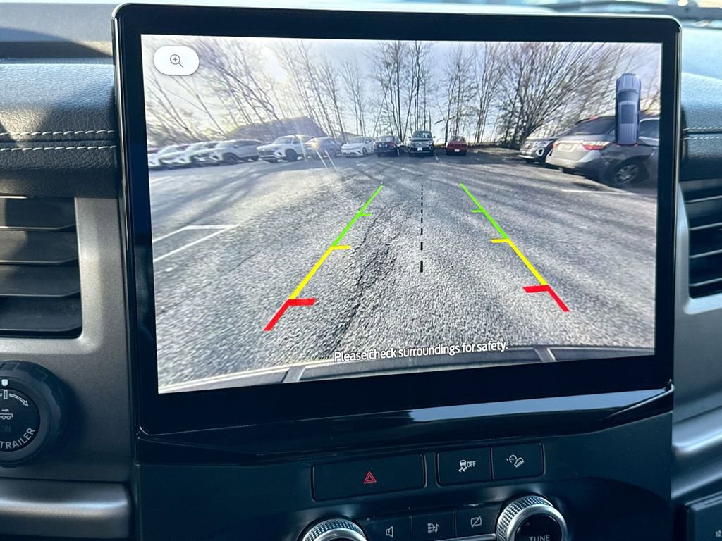 Used 2022 Ford Expedition XLT image 22