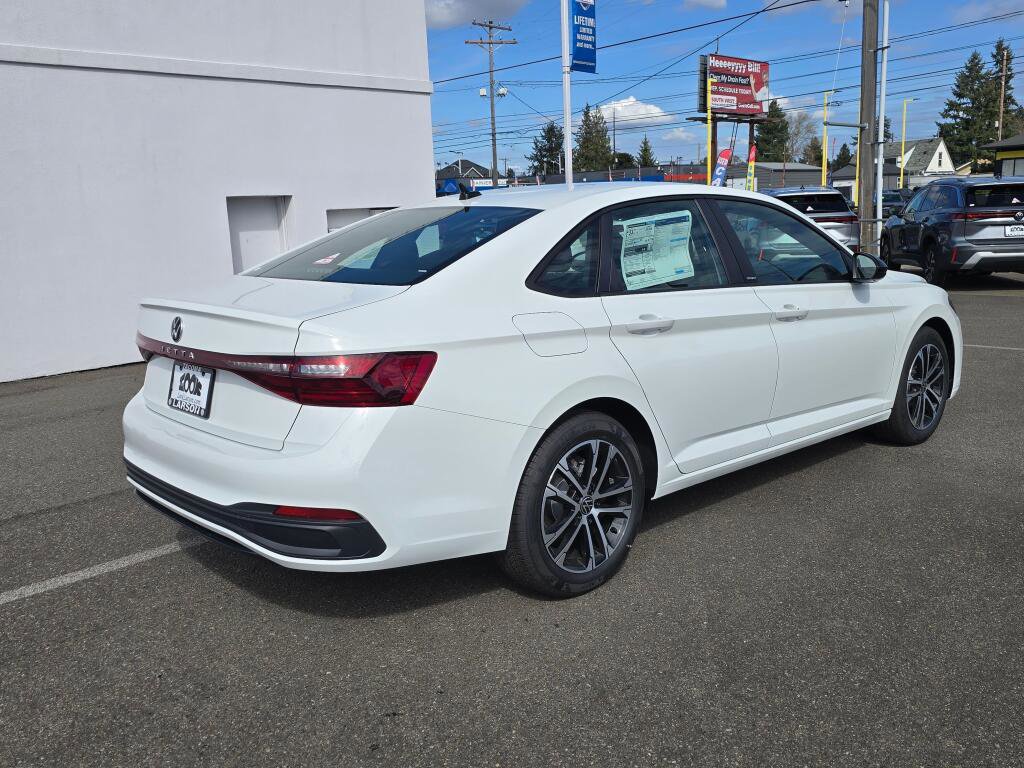 New 2026 Volkswagen Jetta Sport image 4