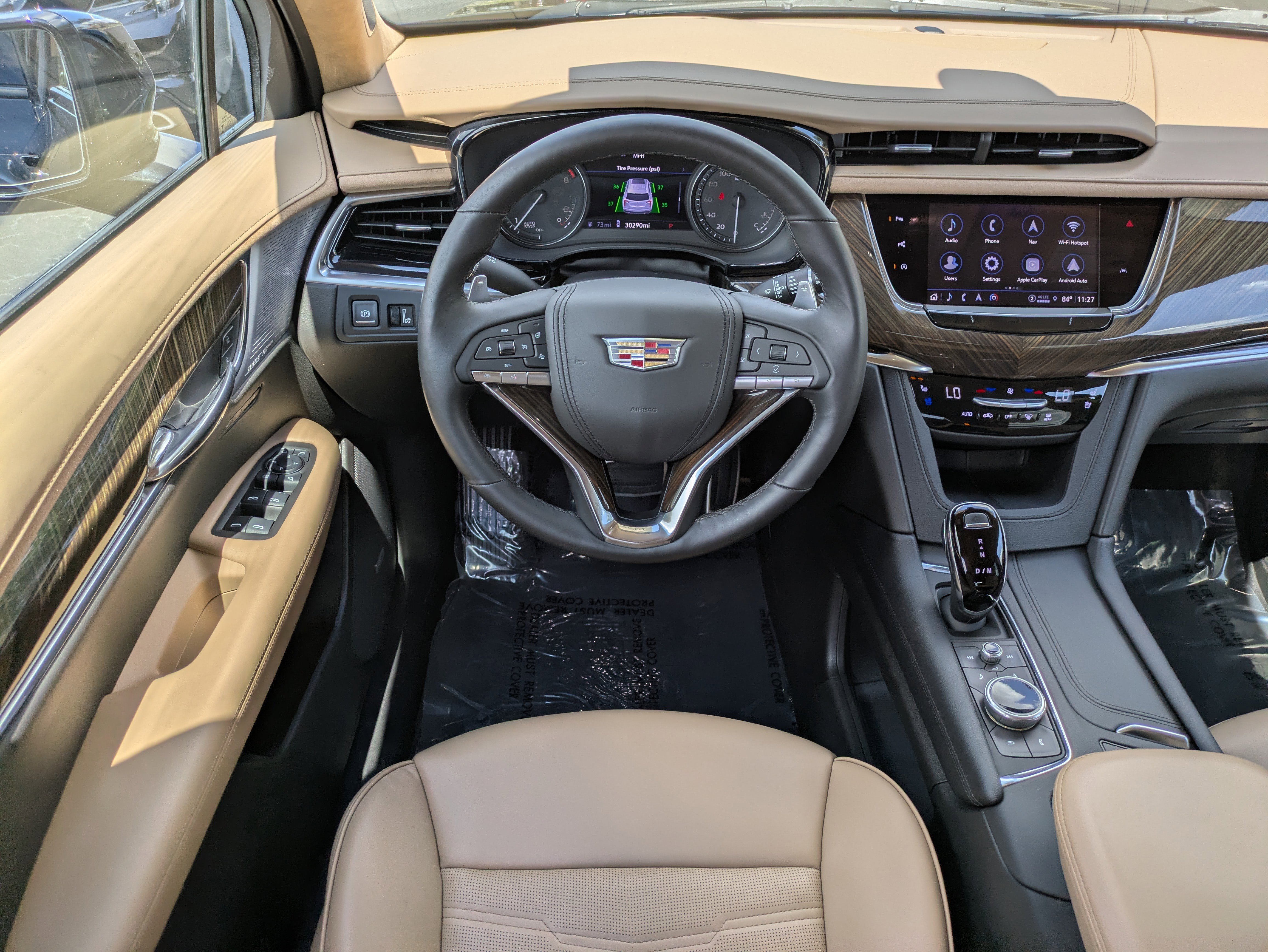 Certified 2023 Cadillac XT6 Sport w/ LPO, ONYX Package AWD/4WD image 15