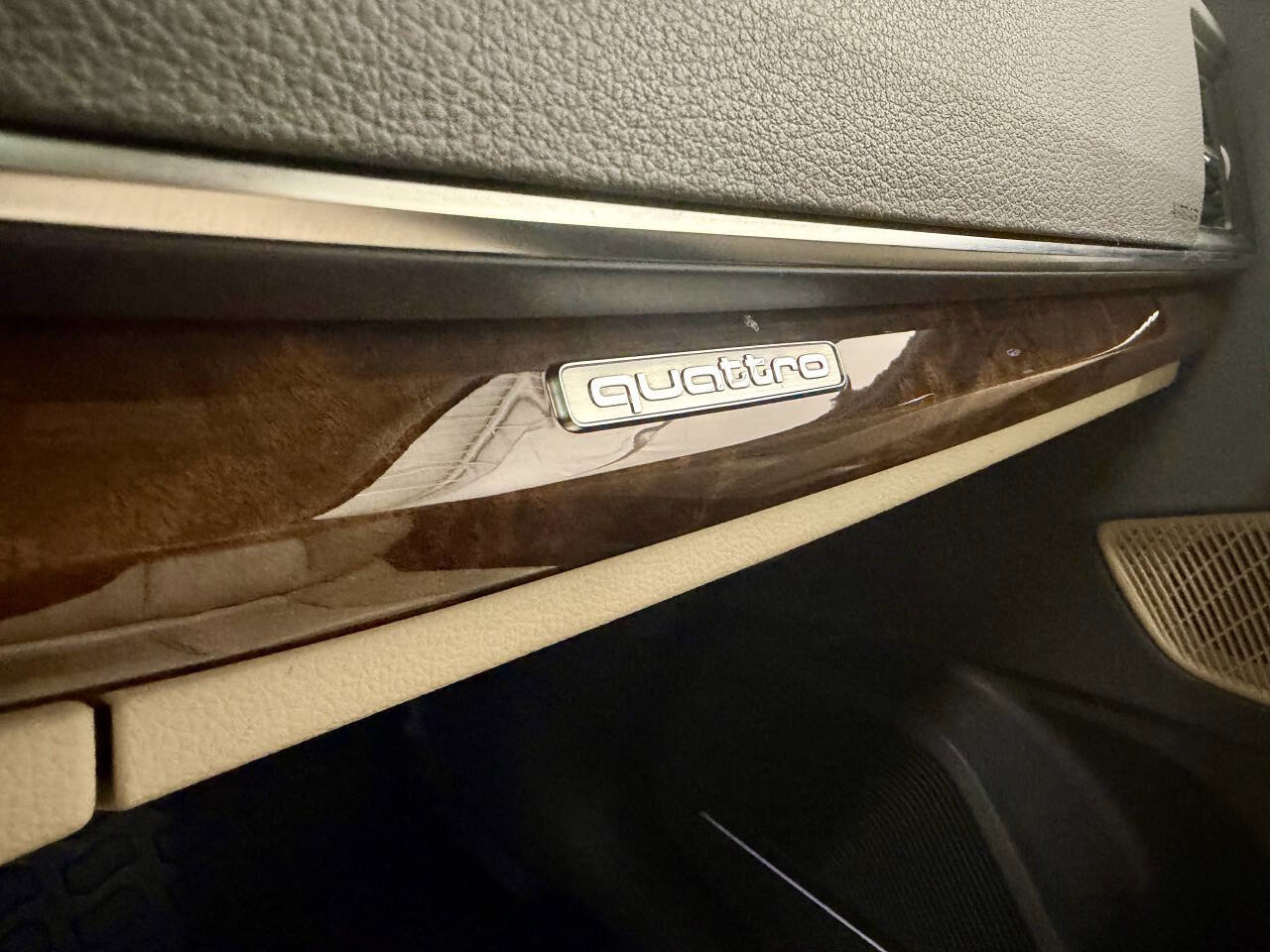 Used 2018 Audi Q5 2.0T Premium Plus w/ Premium Plus Package image 39