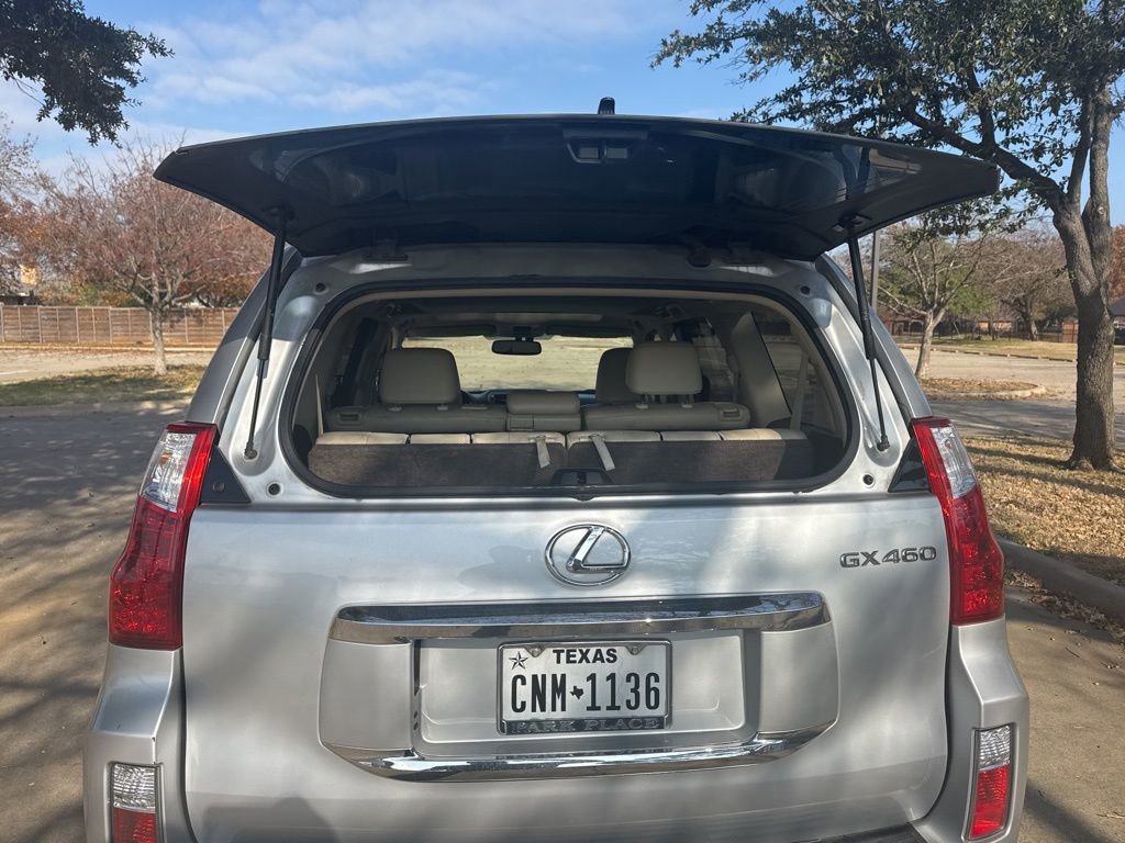 Used 2013 Lexus GX 460 Premium image 18