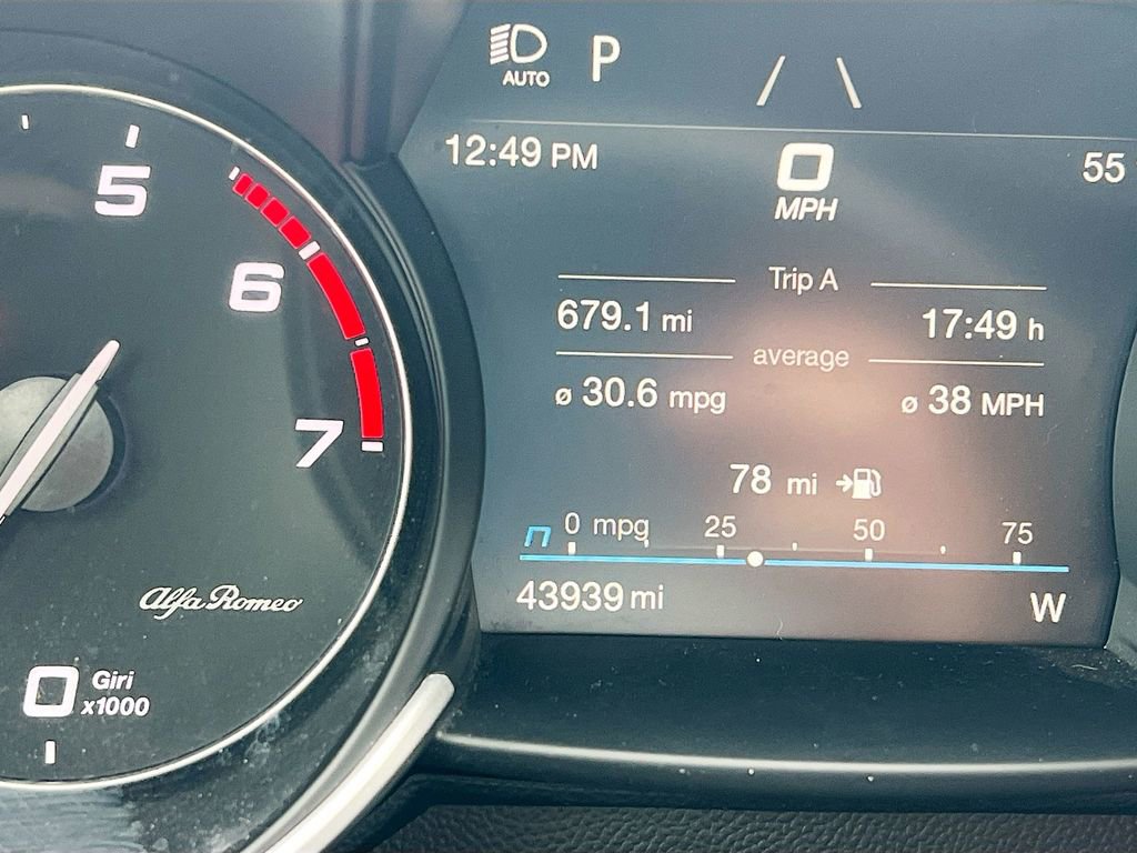 Used 2022 Alfa Romeo Giulia Sprint image 14