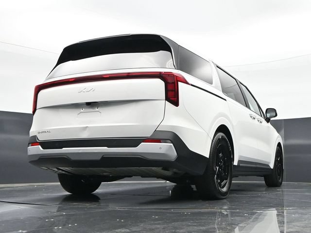 Used 2026 Kia Carnival FWD image 39