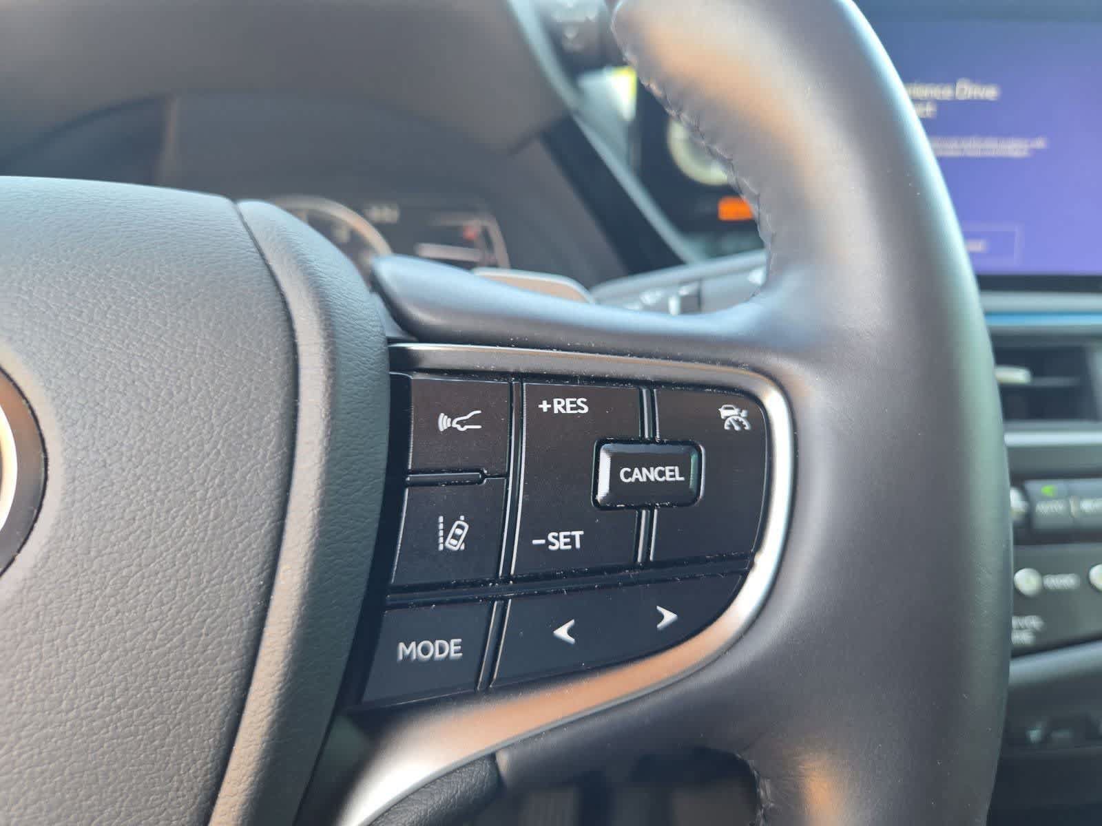 Used 2024 Lexus ES 350 w/ Technology Package FWD image 21