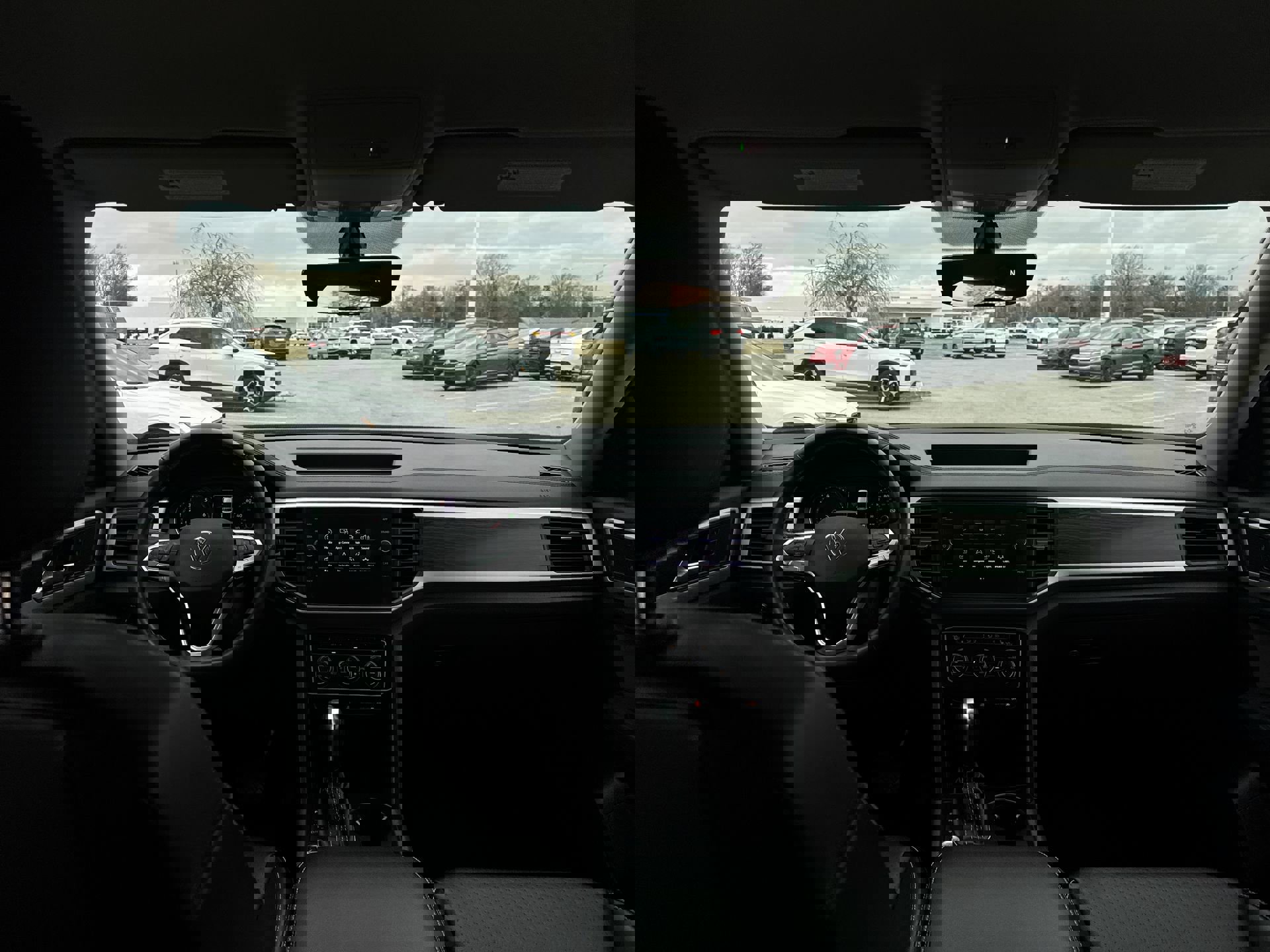 Used 2021 Volkswagen Atlas SE image 20