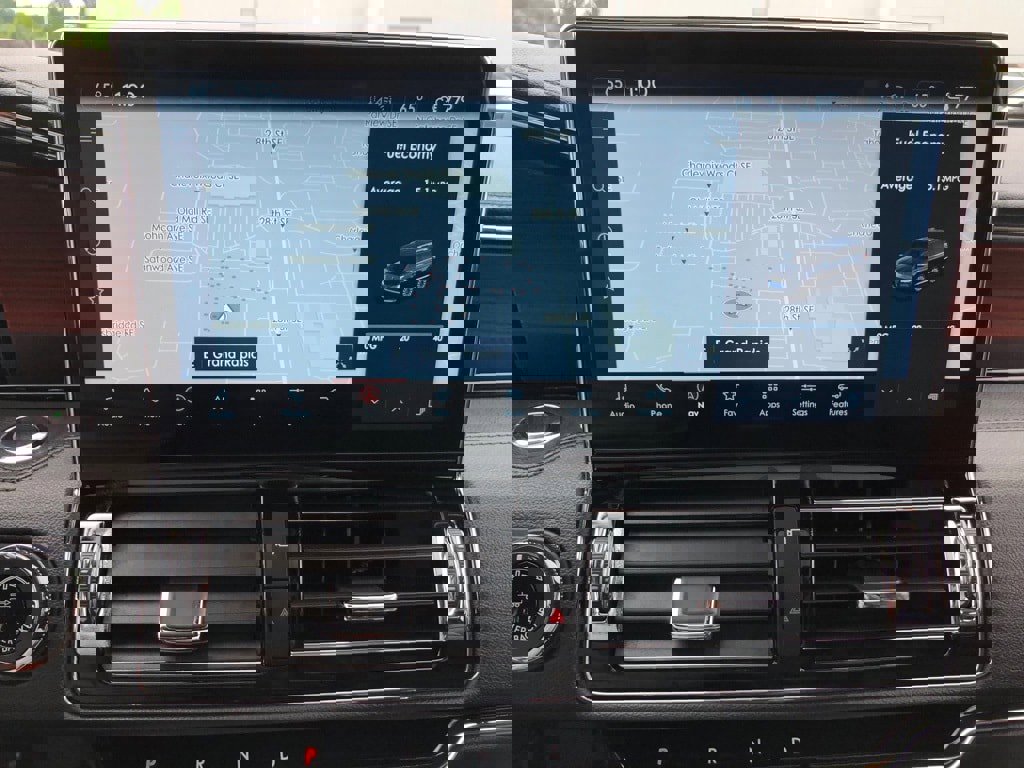 Used 2022 Lincoln Navigator Reserve image 19