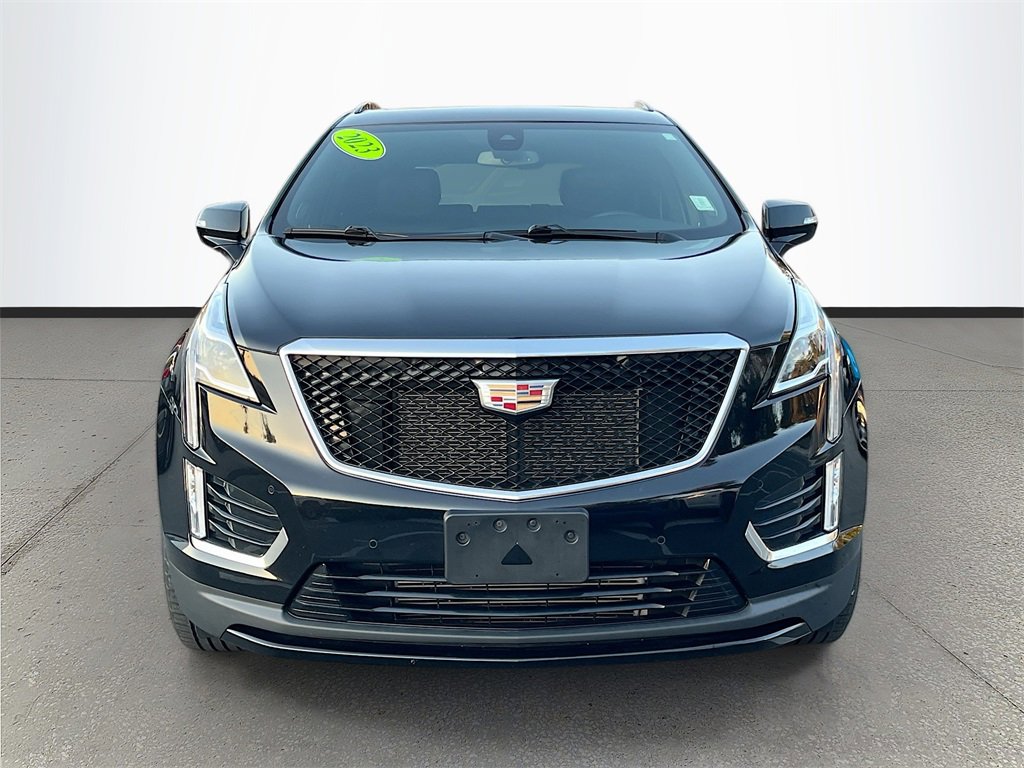 Used 2023 Cadillac XT5 Sportv image 2