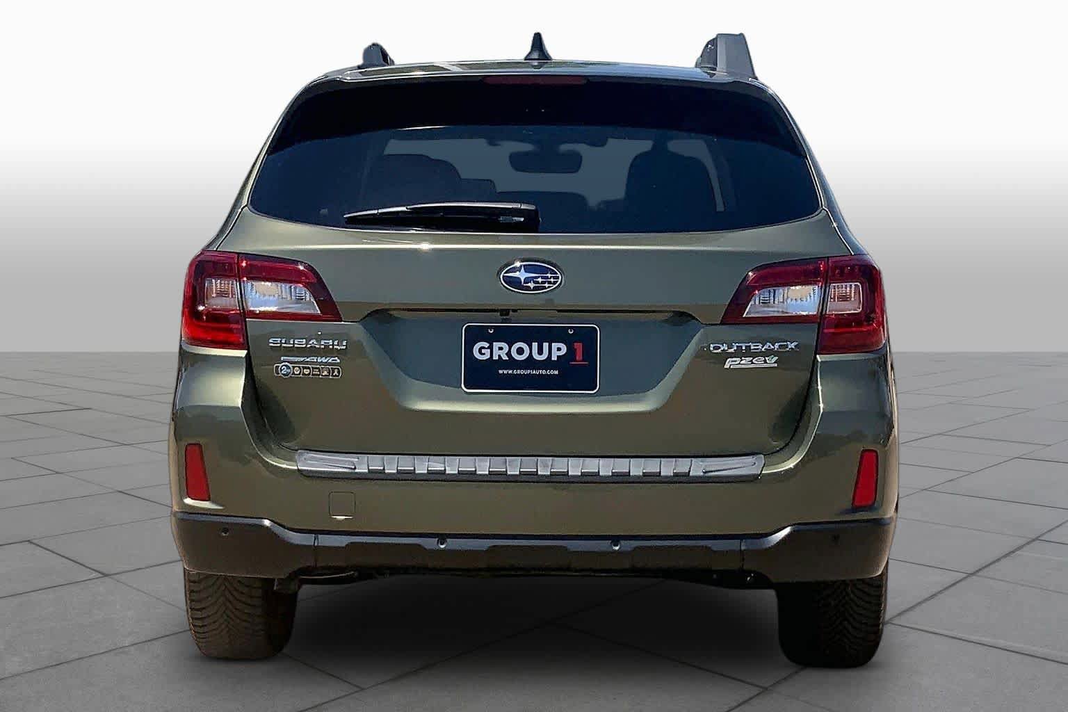 Used 2017 Subaru Outback 2.5i Limited AWD/4WD image 5