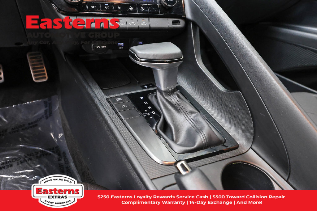 Used 2026 Hyundai Elantra Sport FWD image 13