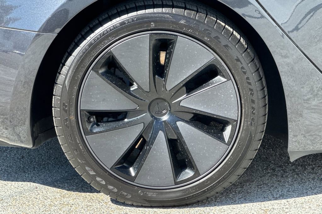Used 2025 Tesla Model 3 Long Range image 24