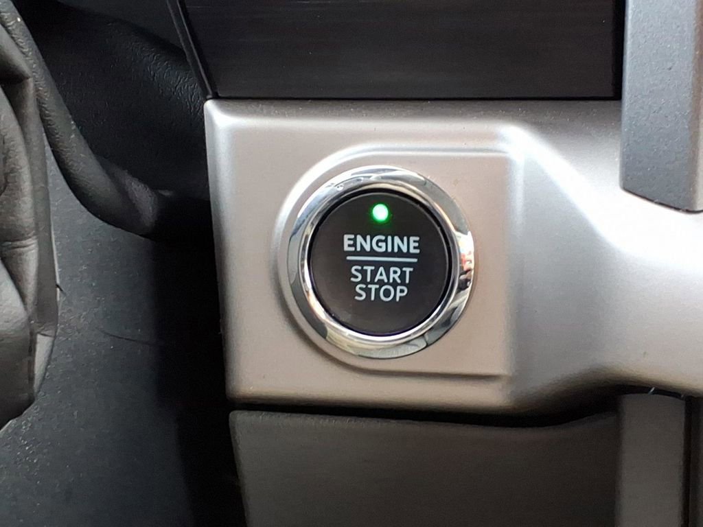 Used 2022 Ford F150 XLT w/ Equipment Group 302A High image 12