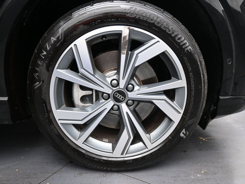 Used 2024 Audi Q4 e-tron Premium Plus w/ Premium Plus image 35