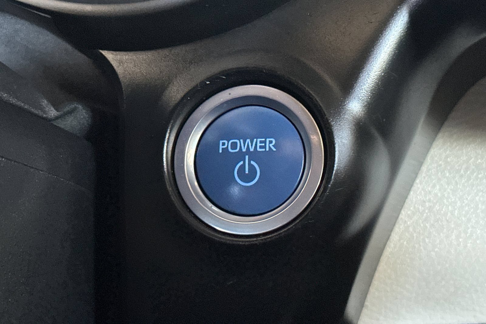 Certified 2022 Toyota Sienna Platinum FWD image 25