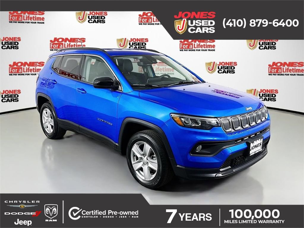 Used 2022 Jeep Compass Latitude image 1