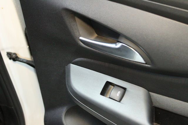 Certified 2025 Buick Envista Avenir FWD image 13