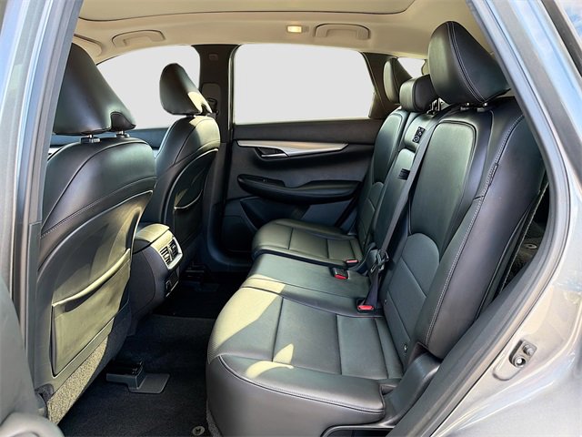 Used 2021 INFINITI QX50 Essential w/ Convenience Package image 22
