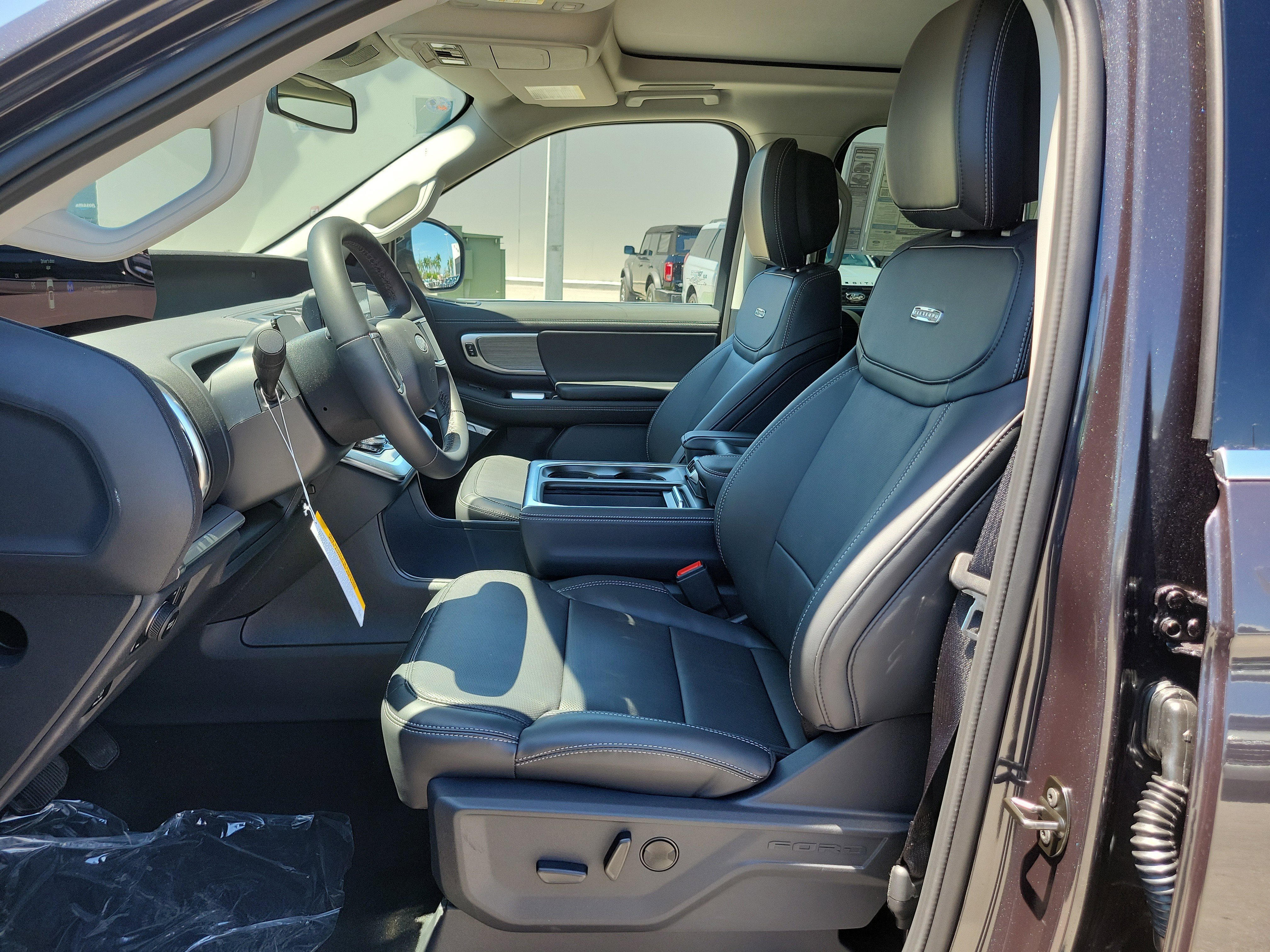 New 2026 Ford Expedition Max Platinum w/ Driver's Package AWD/4WD image 10