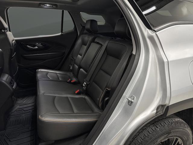Used 2022 GMC Terrain AT4 w/ Infotainment Package II image 30