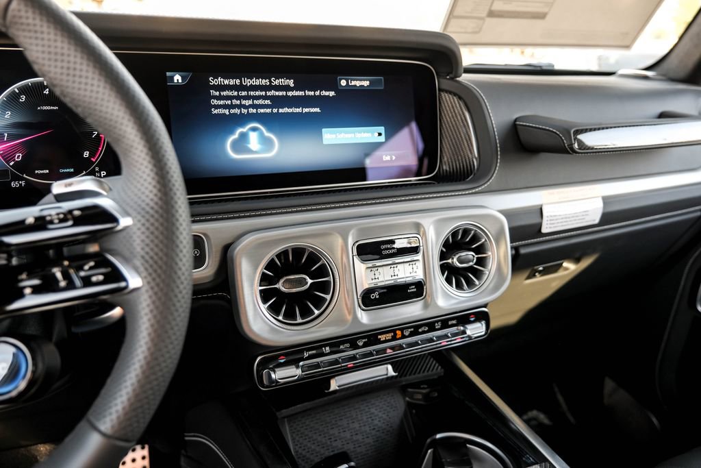 Used 2026 Mercedes-Benz G 63 AMG 4MATIC image 27