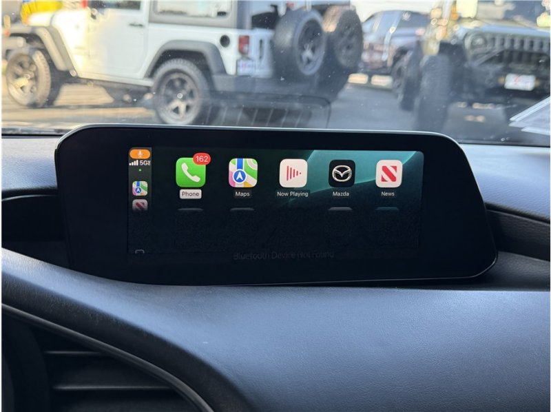Used 2021 MAZDA MAZDA3 s image 46