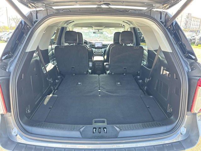 Certified 2022 Ford Explorer XLT w/ Equipment Group 202A image 24