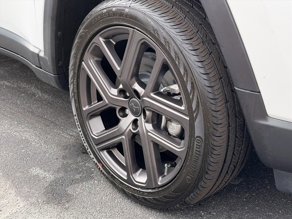 New 2026 Jeep Compass Latitude image 19