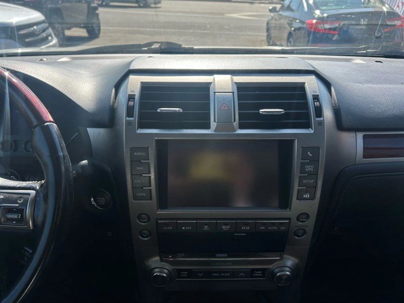 Used 2016 Lexus GX 460 w/ Premium Package AWD/4WD image 11