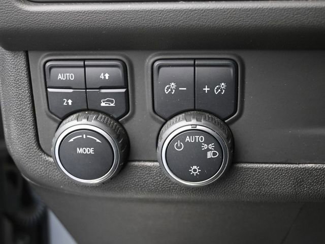 Used 2023 Chevrolet Tahoe LT w/ Luxury Package image 36