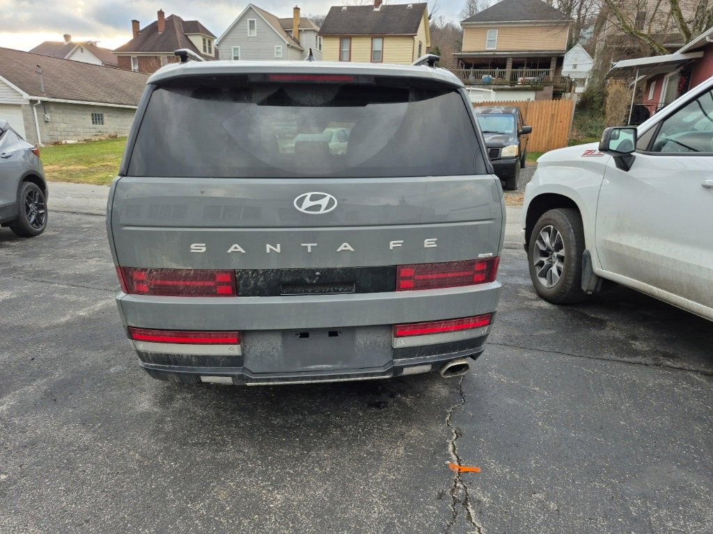 Used 2024 Hyundai Santa Fe Limited image 6