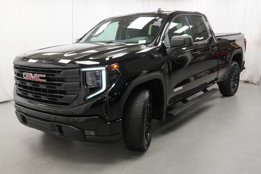 Used 2023 GMC Sierra 1500 Elevation w/ Preferred Package AWD/4WD image 4