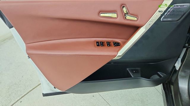 Used 2023 BMW iX M60 w/ Executive Package image 36