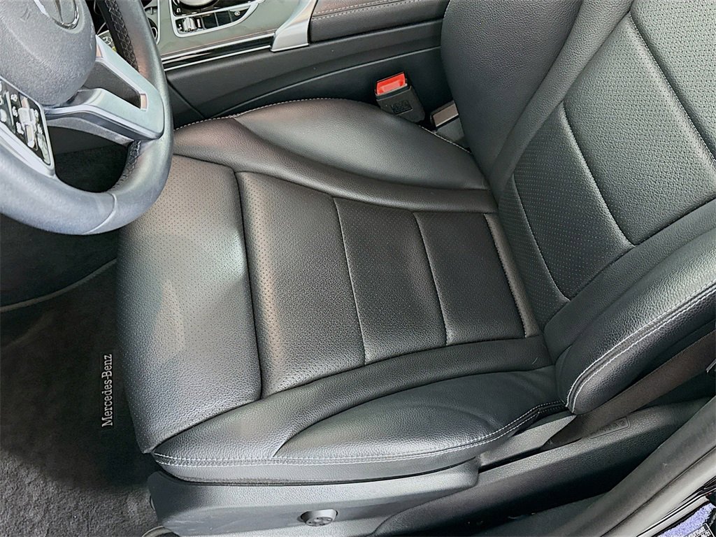 Used 2021 Mercedes-Benz C 300 4MATIC Sedan image 19