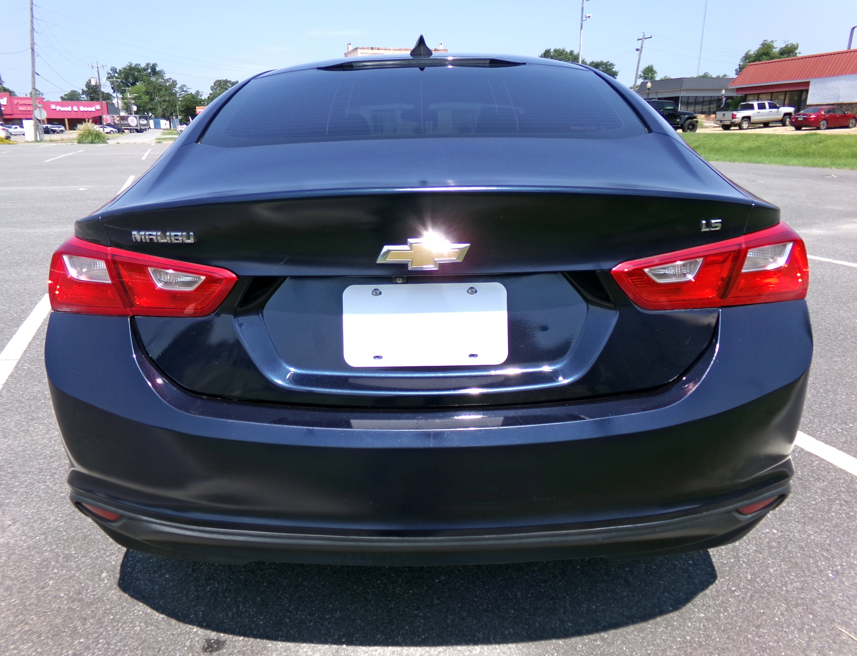 Used 2016 Chevrolet Malibu LS FWD image 3