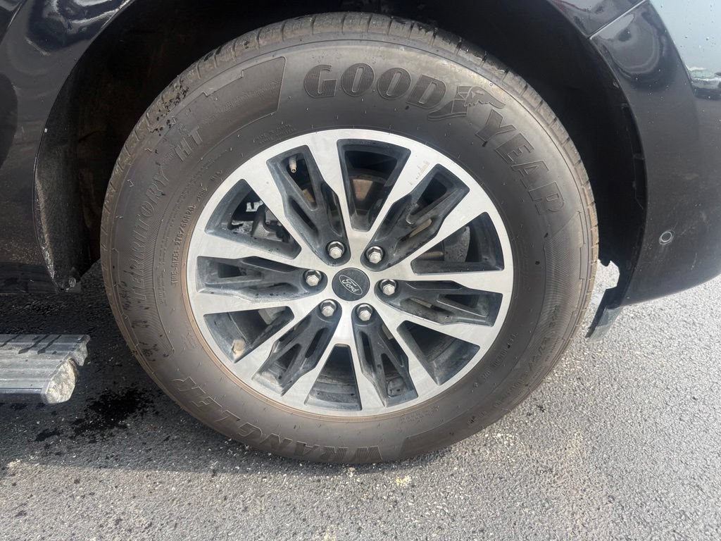 Used 2025 Ford Expedition Platinum AWD/4WD image 72
