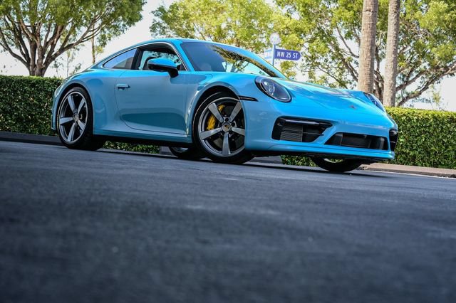 Used 2024 Porsche 911 Carrera S RWD image 3