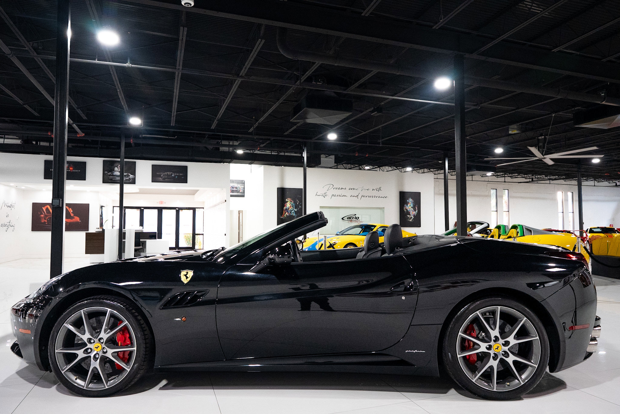Used 2012 Ferrari California image 4