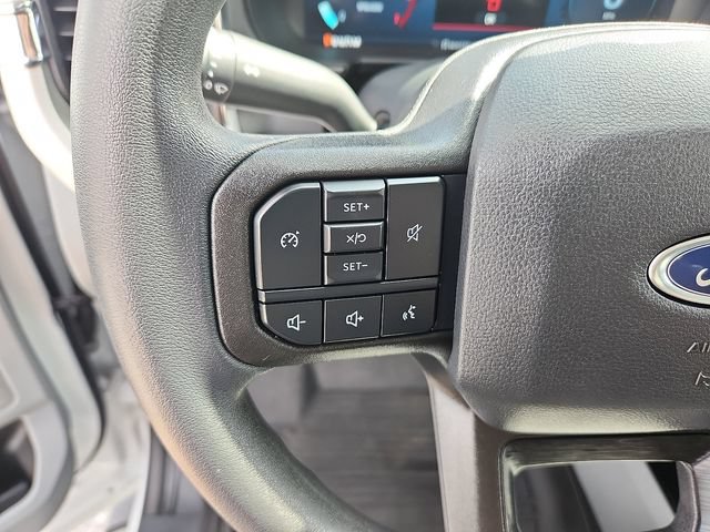 Certified 2025 Ford F250 XLT w/ Black Appearance Package AWD/4WD image 16