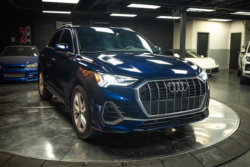 Used 2023 Audi Q3 2.0T Premium w/ Convenience Package AWD/4WD image 5
