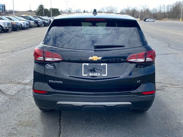 Certified 2024 Chevrolet Equinox LT w/ LPO, Floor Liner Package FWD image 4