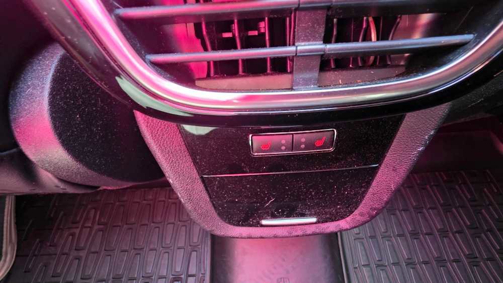 Used 2021 Lincoln Nautilus Reserve image 24