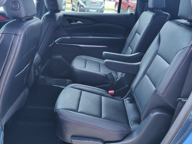 Used 2026 Chevrolet Traverse Z71 w/ LPO, Floor Liner Package AWD/4WD image 22