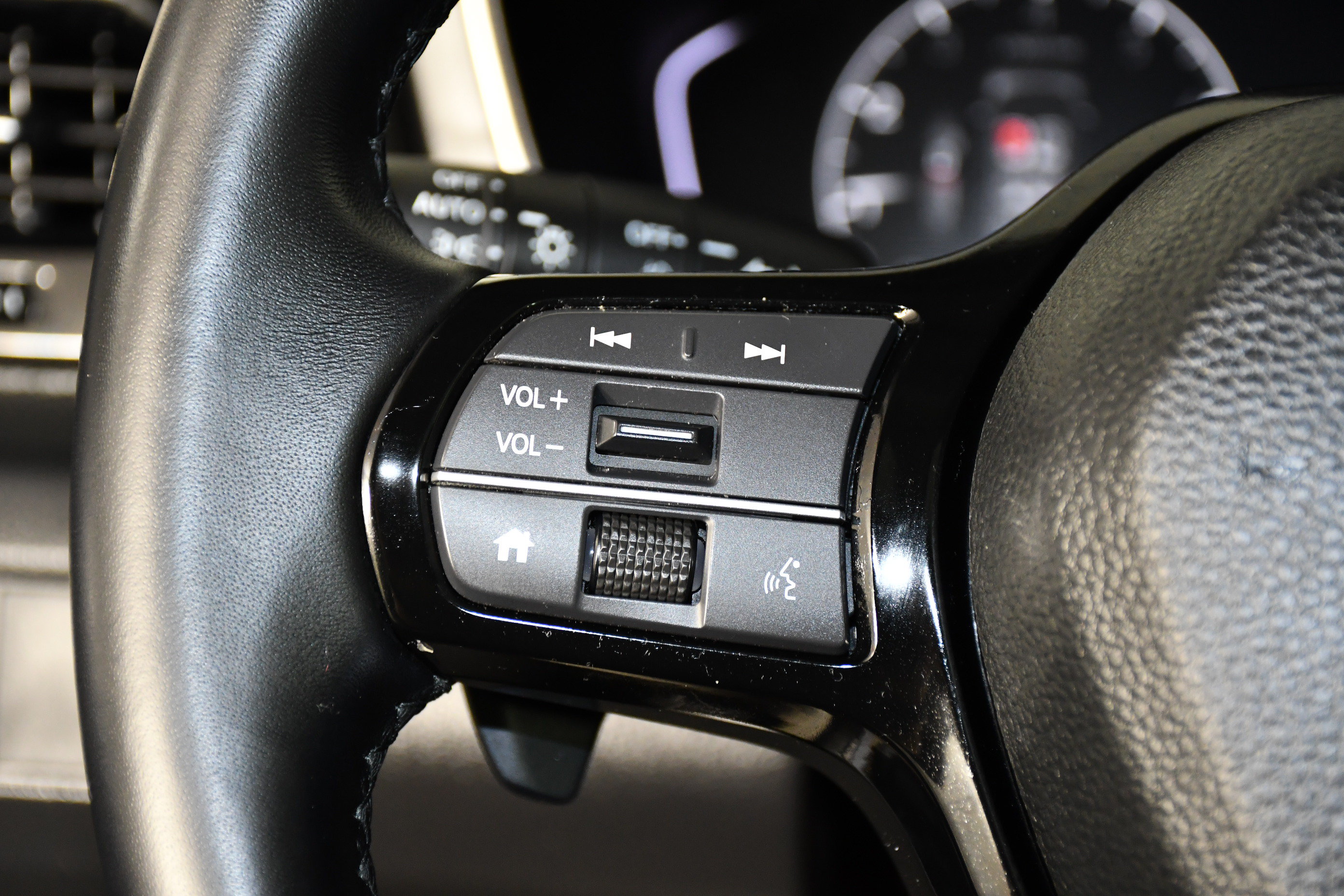 Used 2025 Honda Pilot Touring image 20
