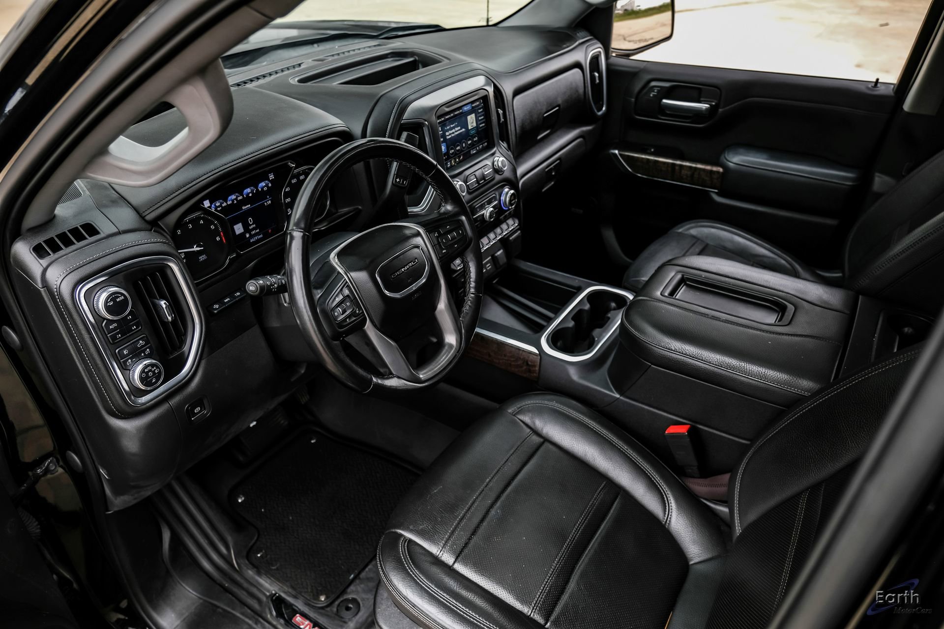 Used 2021 GMC Sierra 1500 Denali w/ Denali Ultimate Package image 2