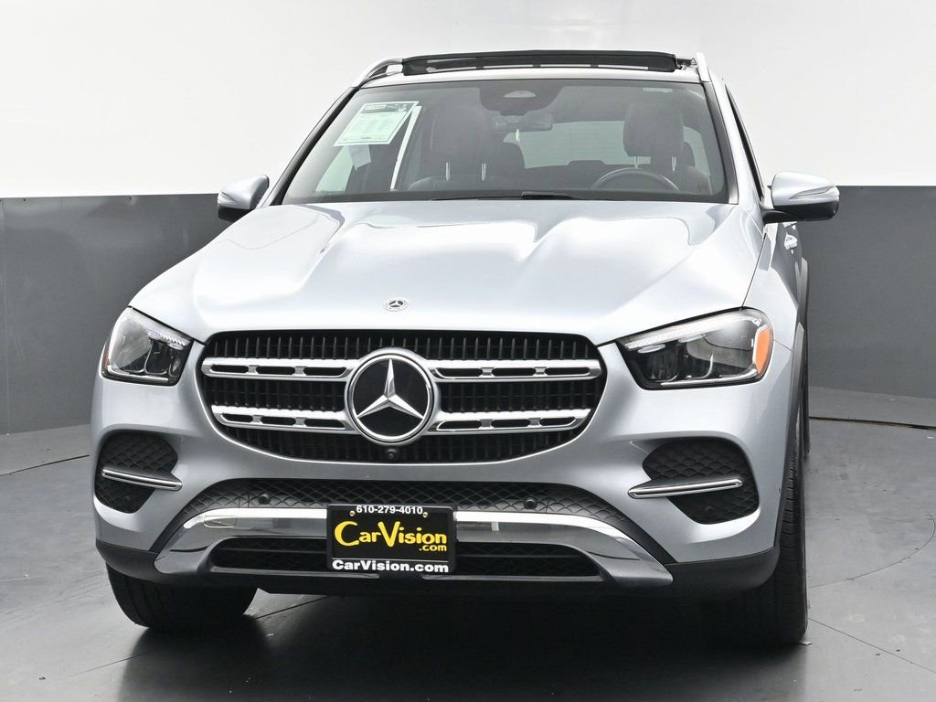 Used 2025 Mercedes-Benz GLE 450e GLE 450e w/ Winter Package image 9
