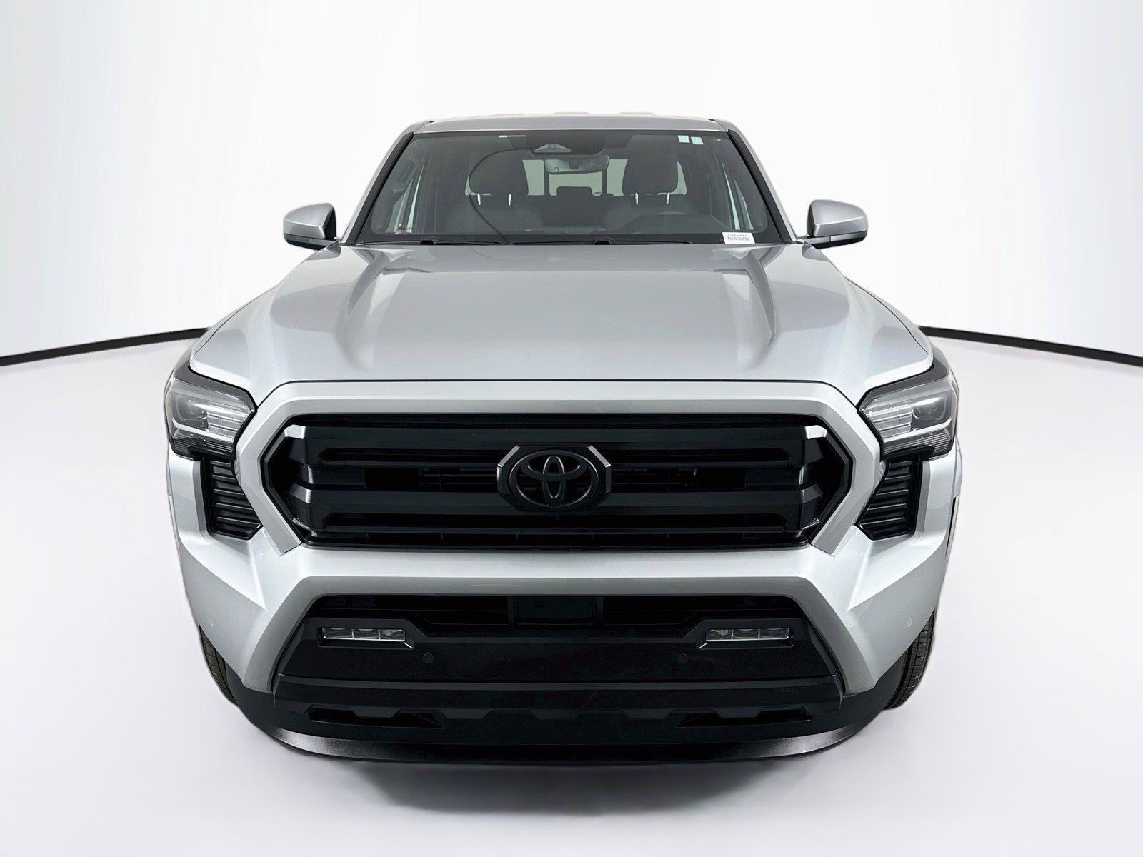 Certified 2024 Toyota Tacoma SR5 w/ SR5 Upgrade Package AWD/4WD image 2